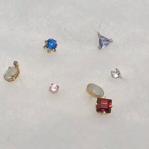 Solid 14K yellow gold marked 14K single gemstone stud earrings Lot Of 7